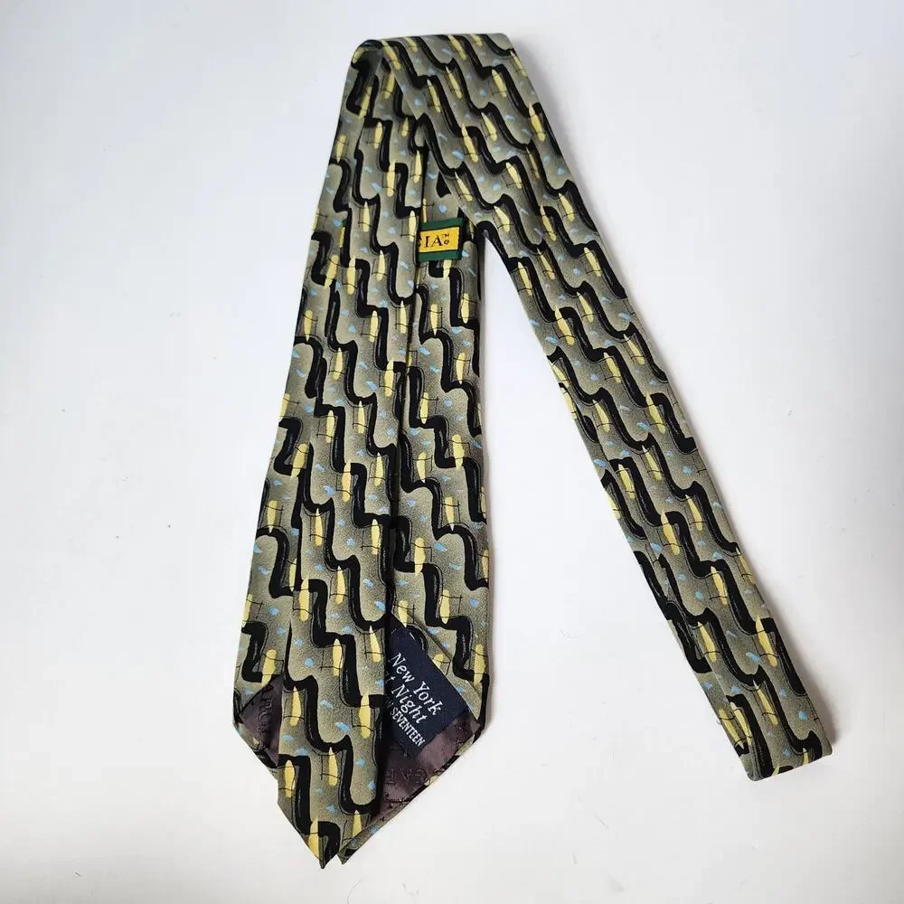 J Garcia Tie Mens Necktie 100% Silk 1996 Collection Seventeen New York At Night